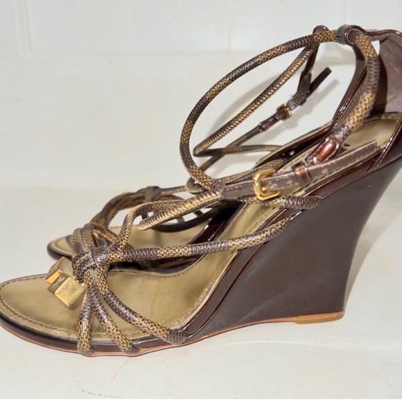 Louis Vuitton Wedge Sandals - Picture 4 of 6